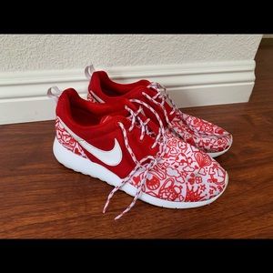 Roshe One Print GS ‘Valentine’s Day’